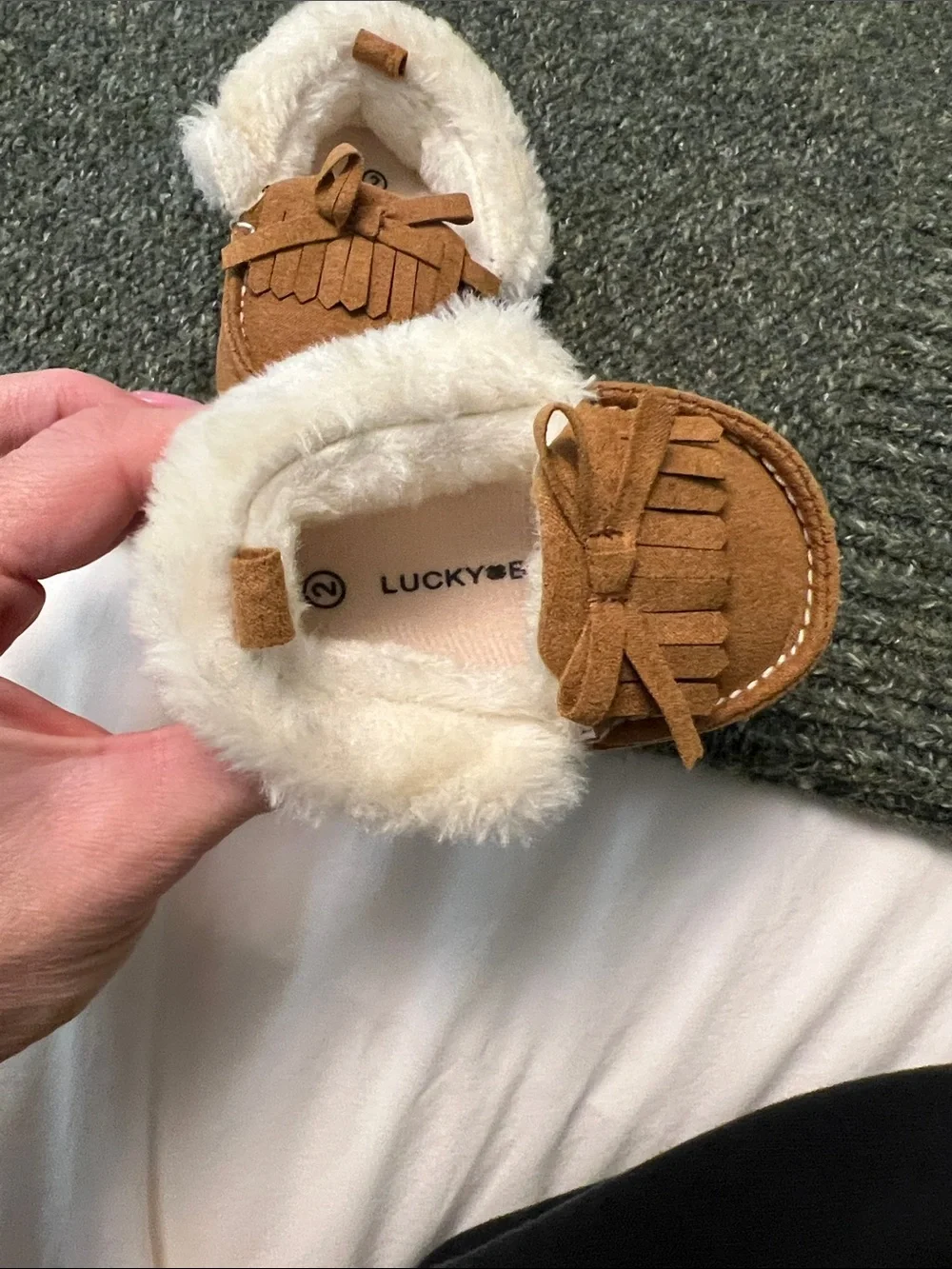 Lucky Brand Baby Faux Fur Slip-On moccasin slippers